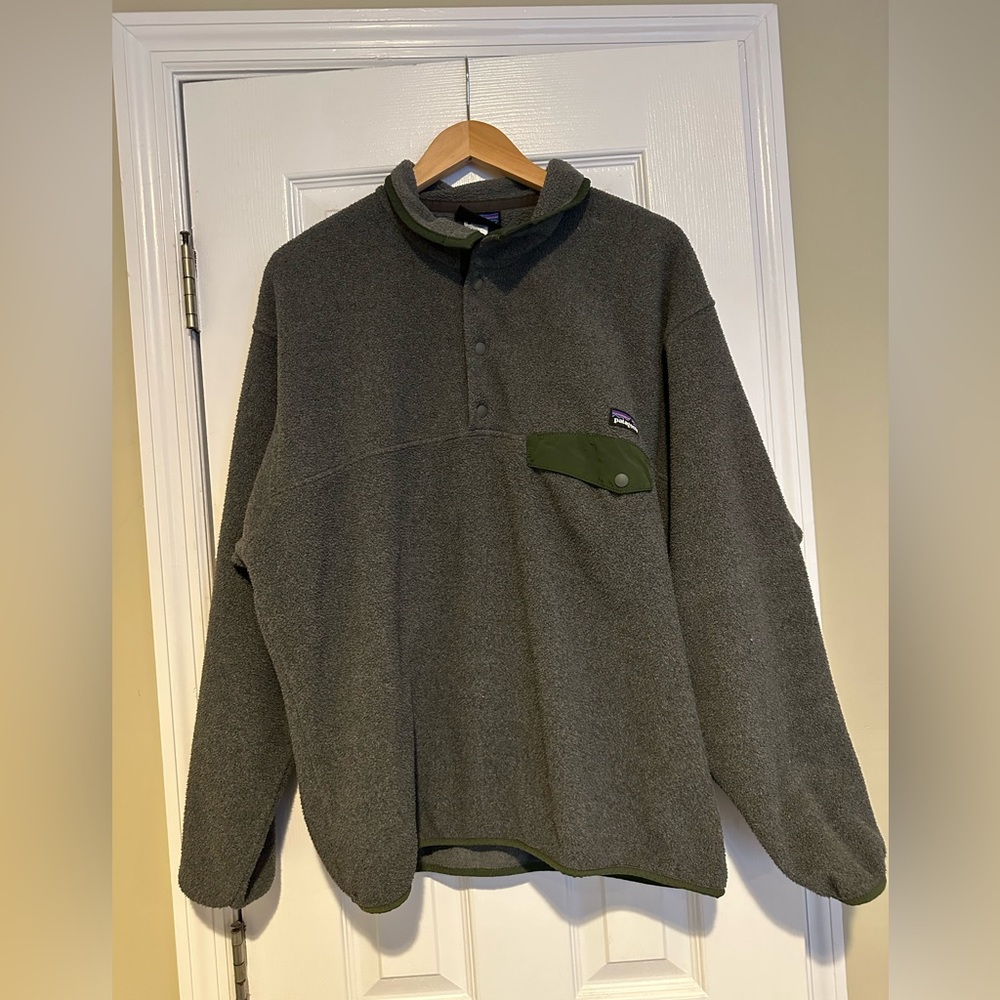 Mens Patagonia pullover jacket